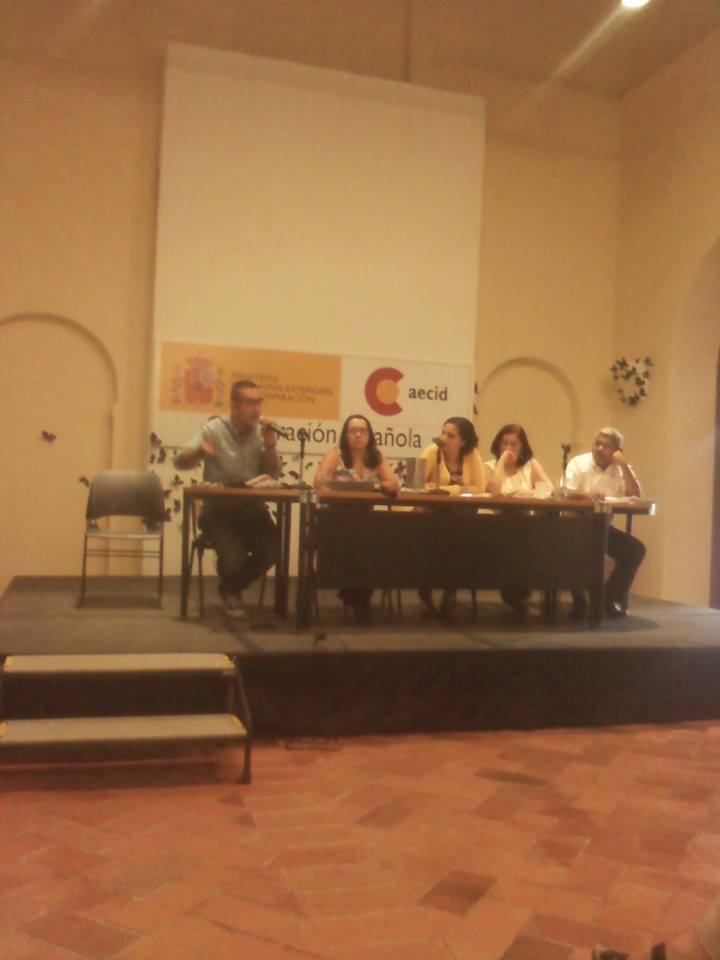 Conversatorio: mujeres, violencia y mundo laboral - Foto #1