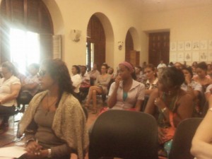 Conversatorio: mujeres, violencia y mundo laboral - Foto #2