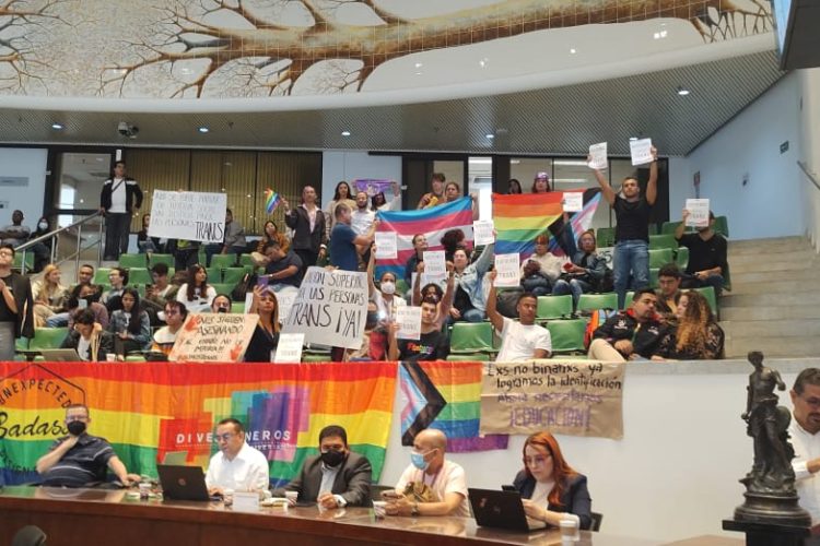 Retos de la ‘Matrícula Cero’ para personas trans y no binarias en Medellín